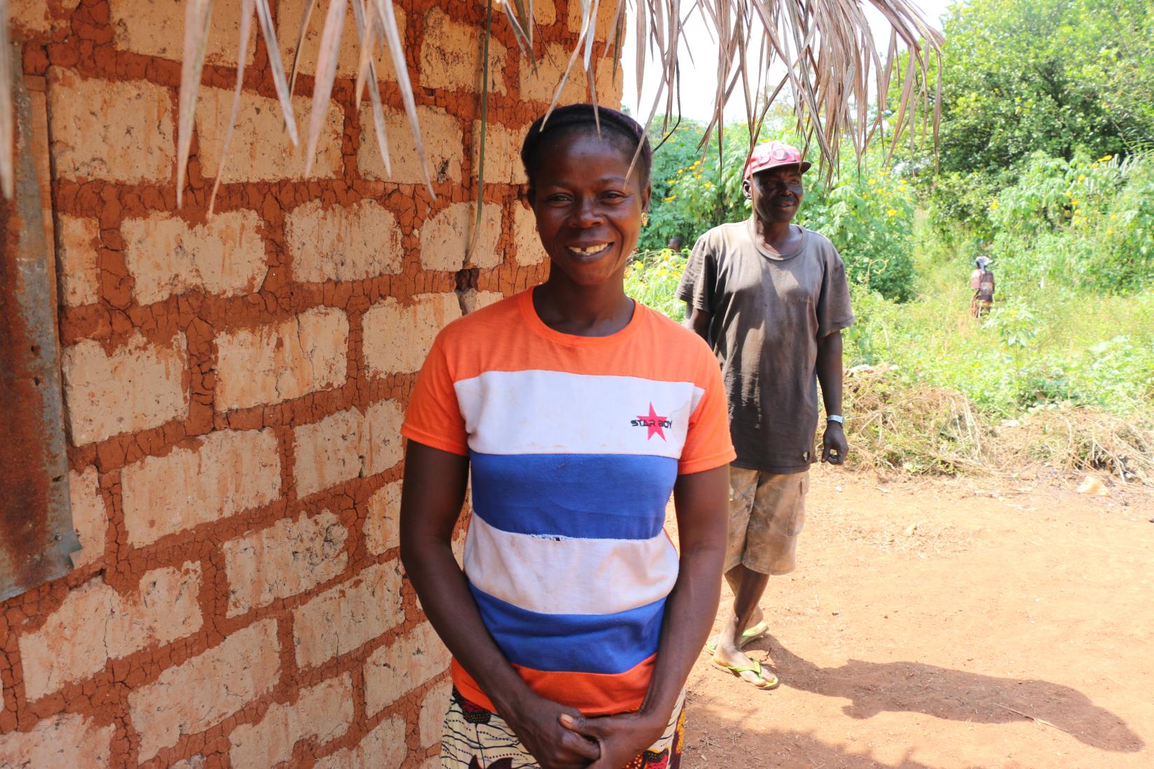 Félicité,une jeune maman de 30 ans, bénéficiaire de la distribution Cash4Covid à Bossembele. 