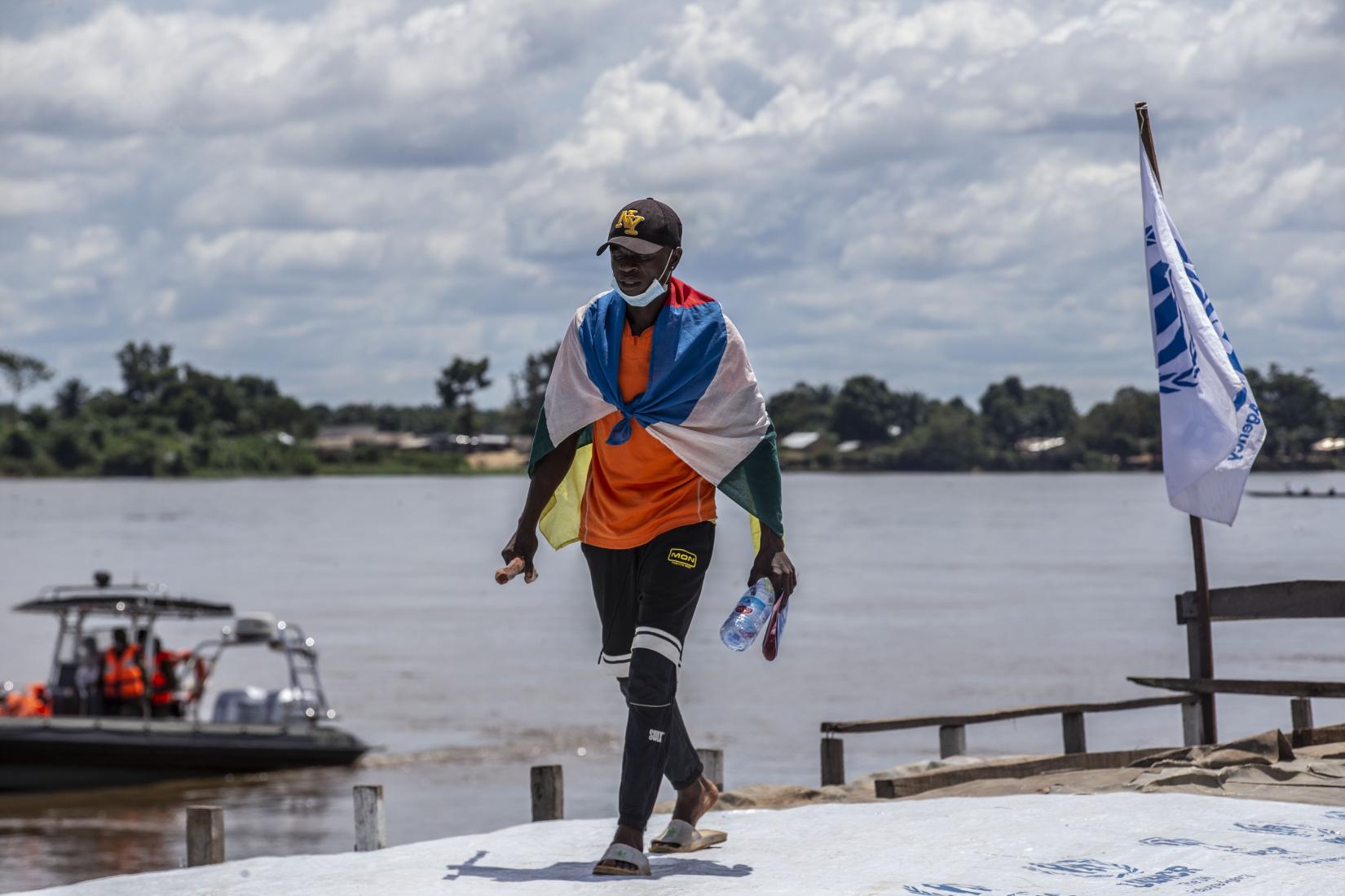 Une vue du fleuve Oubangui à l'arrivée des rapatriés
